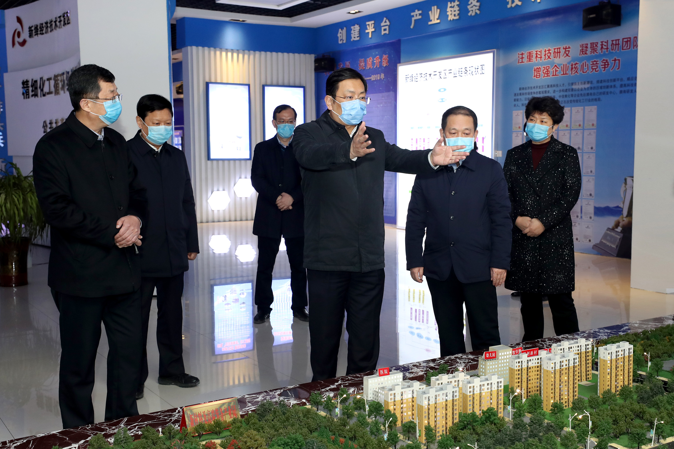 丁小强到新绛县检查疫情防控工作